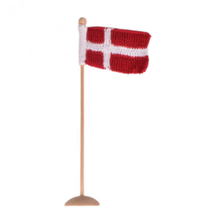 Strikket Dannebrogsflag af Rito Krea - Flag Strikkeopskrift 8x12cm - Strikket Dannebrogsflag af Rito Krea - Flag Strikkeopskrift 8x12cm - 30 cm høj