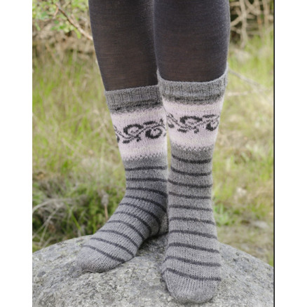 Telemark Socks by DROPS Design - Sokker Strikkeopskrift str. 35/37 - 4 thumbnail