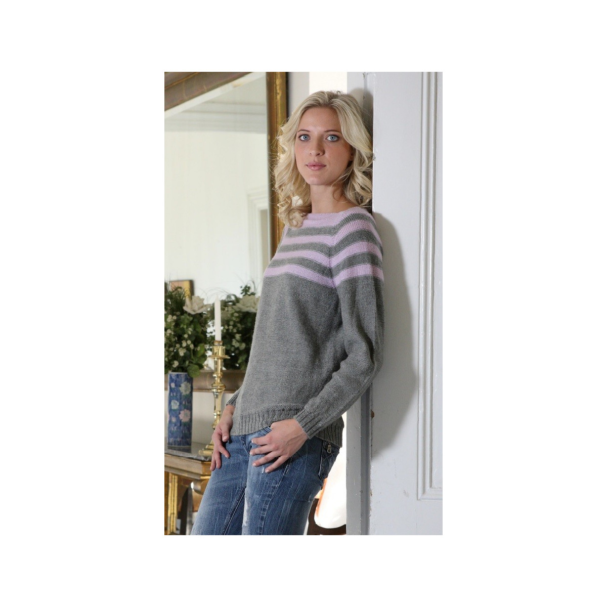 Mayflower Sweater med Striber - Strikkeopskrift S - -