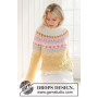 Lemon Meringue Sweater by DROPS Design - Bluse Strikkeopskrift str. S - XXXL