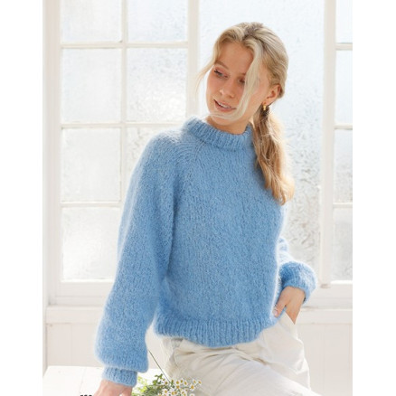 Blueberry Cream Sweater by DROPS Design - Bluse Strikkeopskrift str. S thumbnail